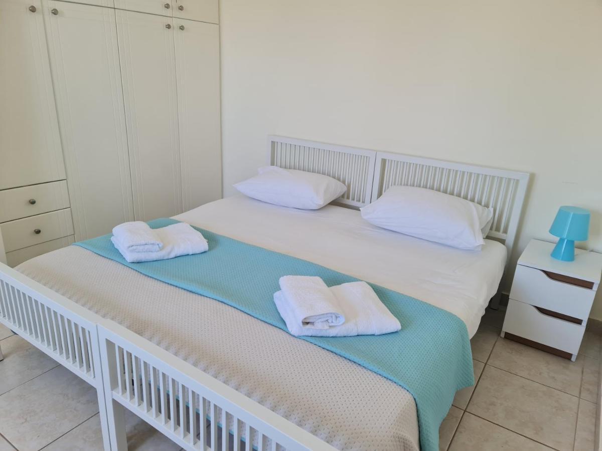 Apartament Stunning Views' With Pool